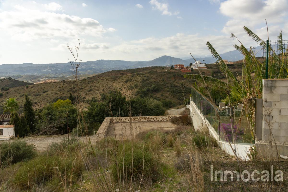 For sale of land in Mijas Golf
