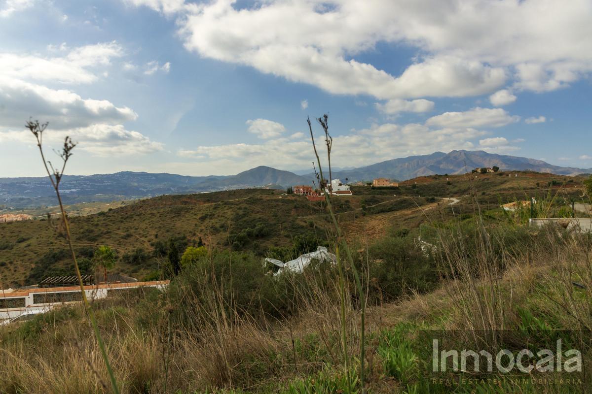 For sale of land in Mijas Golf