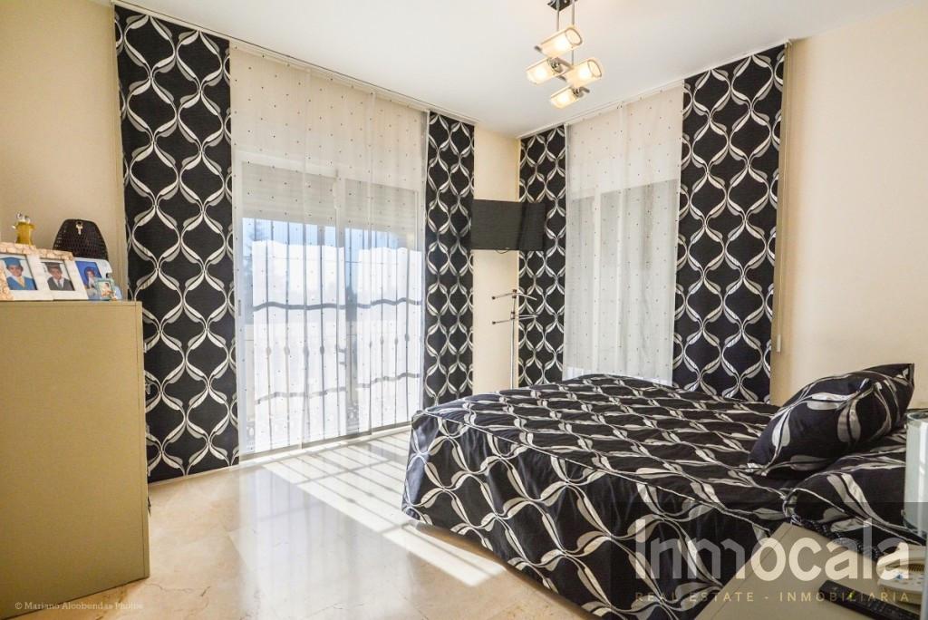 For sale of villa in Mijas Costa