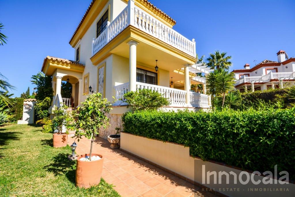 For sale of villa in Mijas Costa