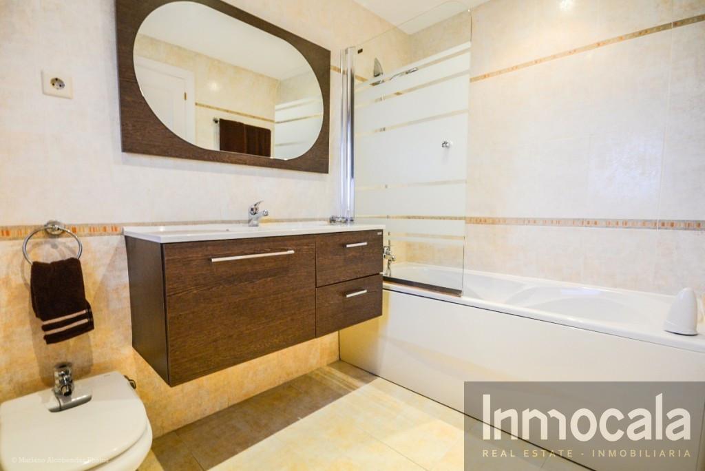For sale of villa in Mijas Costa