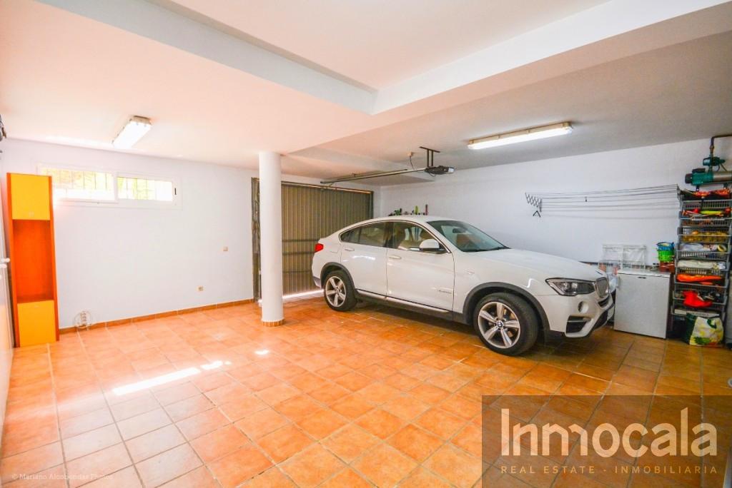 For sale of villa in Mijas Costa