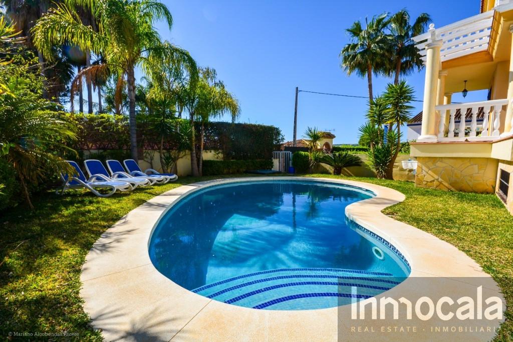 For sale of villa in Mijas Costa