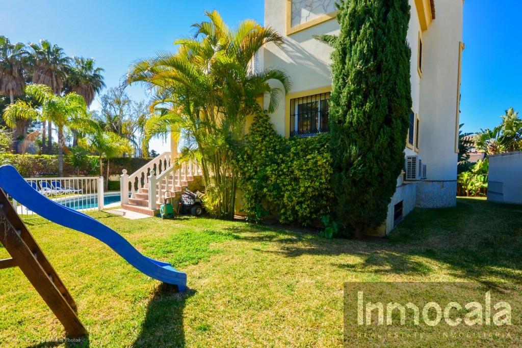 For sale of villa in Mijas Costa