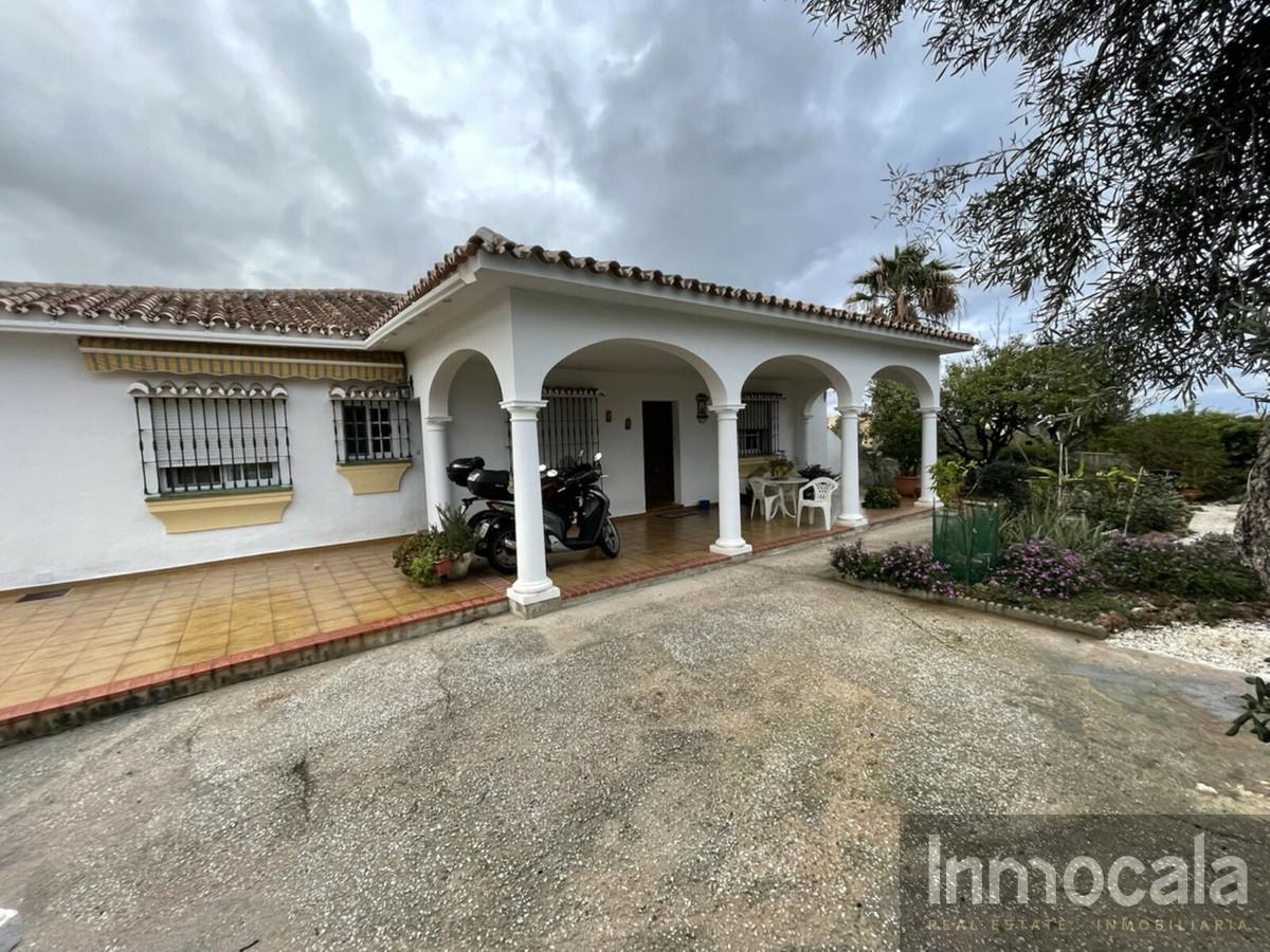 For sale of villa in Mijas