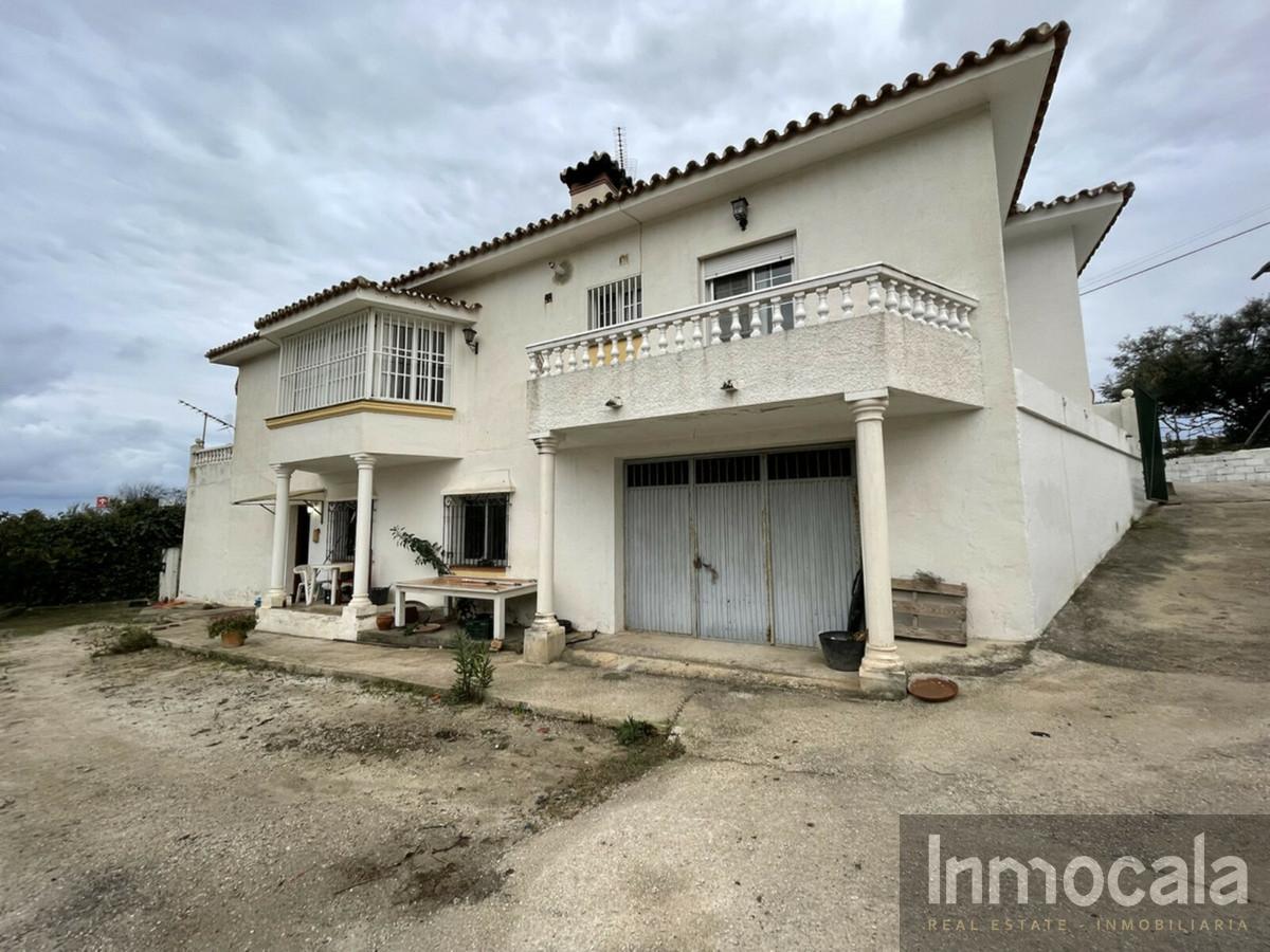 For sale of villa in Mijas