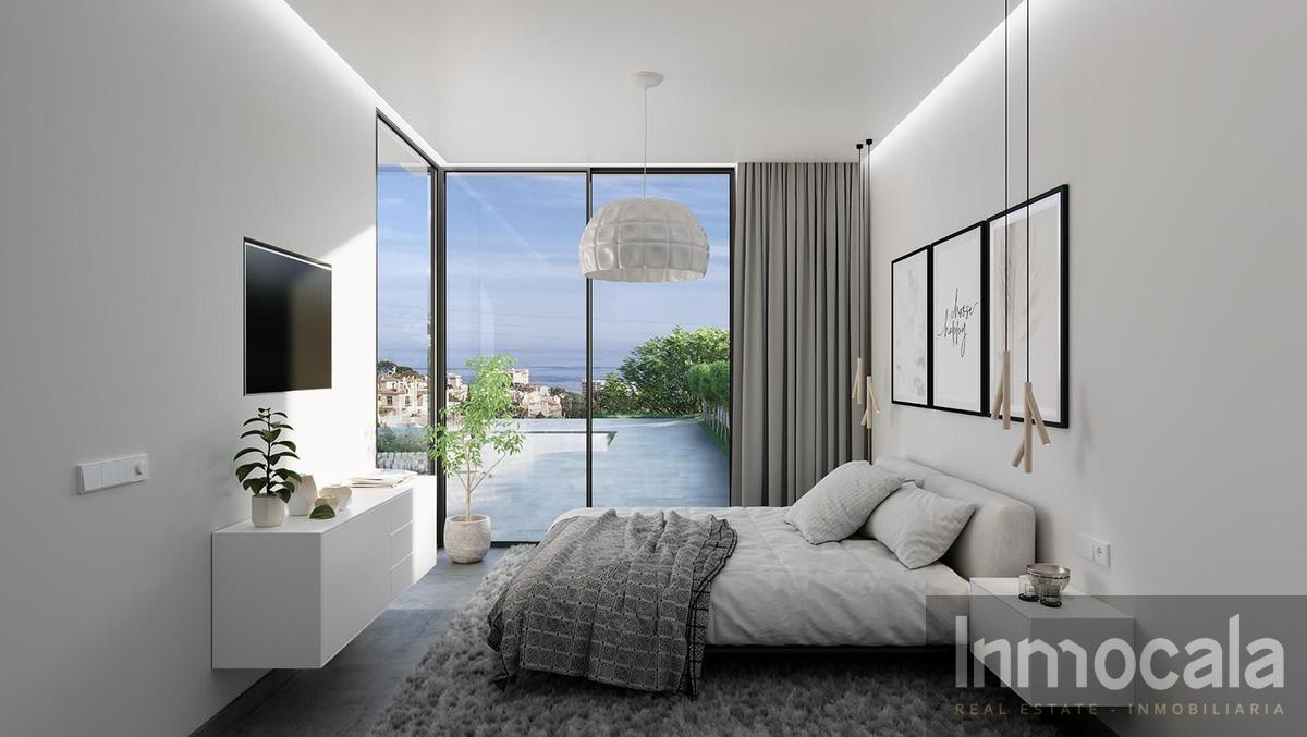 For sale of villa in Fuengirola