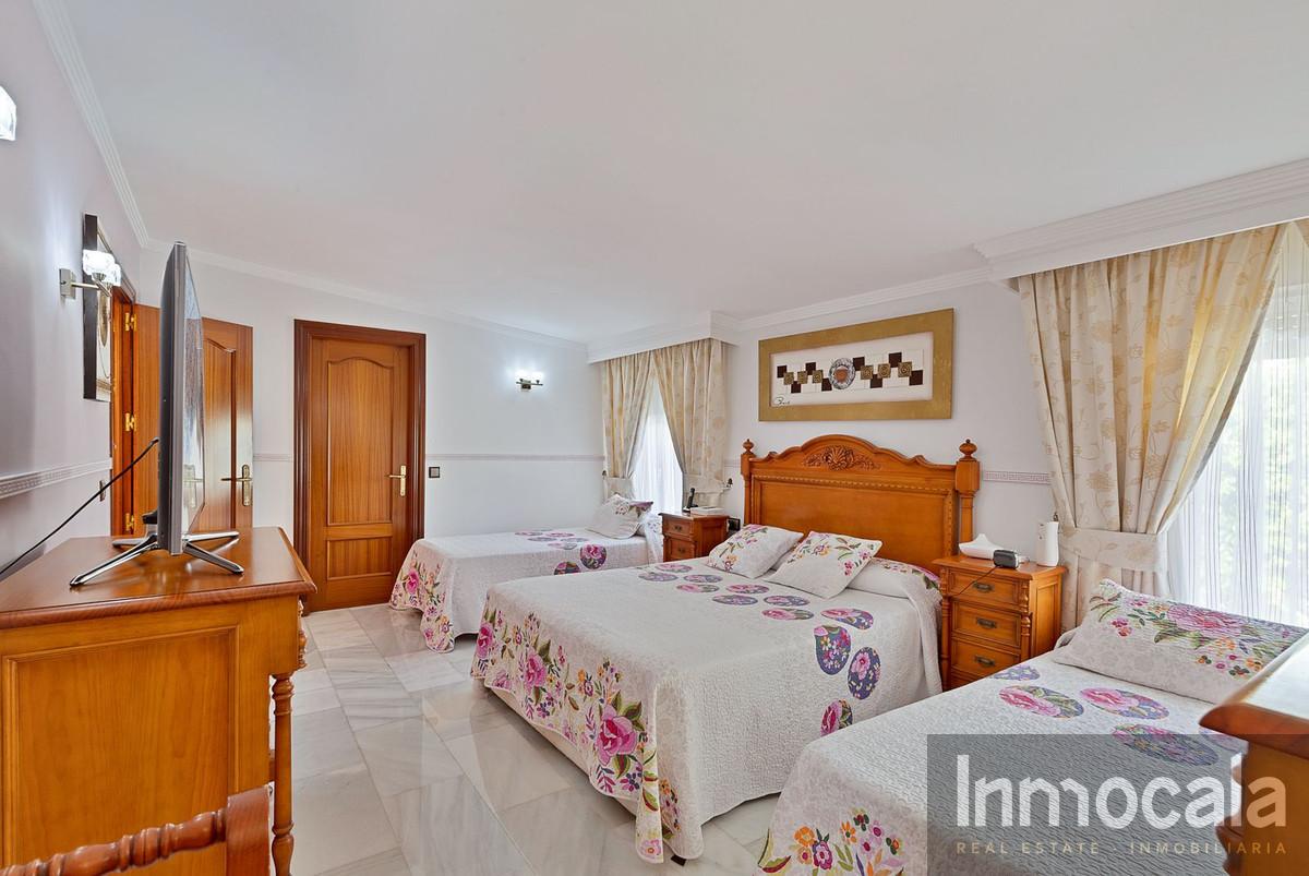 For sale of villa in Campo Mijas