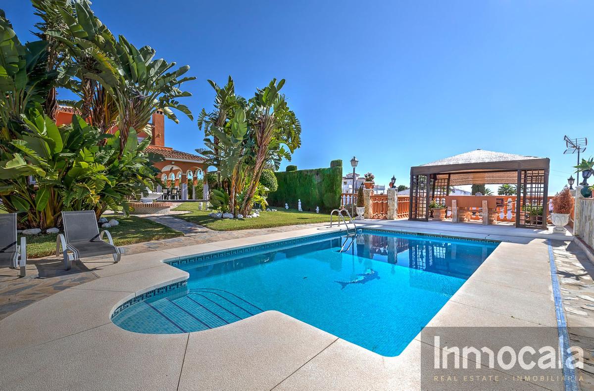 For sale of villa in Campo Mijas