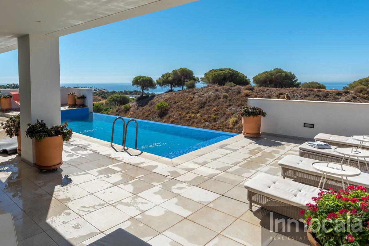 For sale of villa in La Cala de Mijas