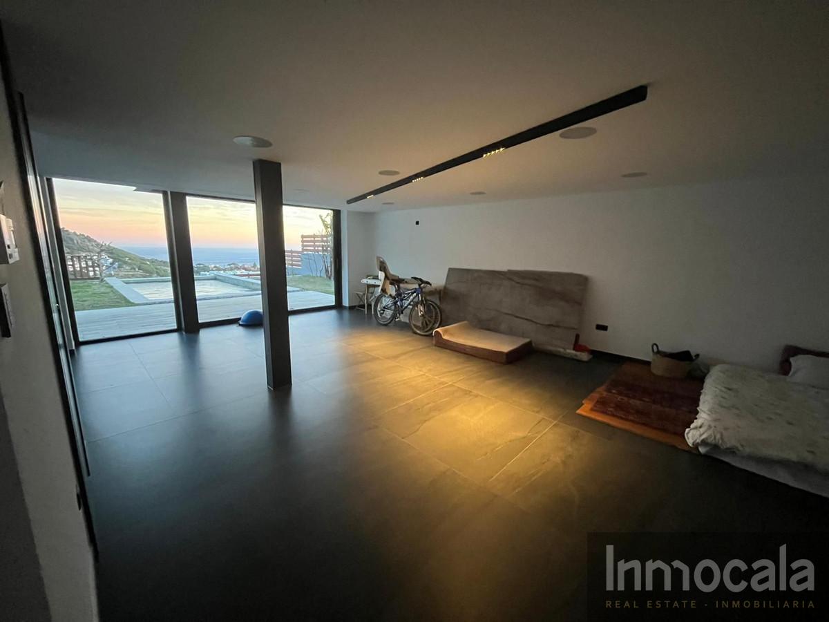 For sale of villa in Mijas