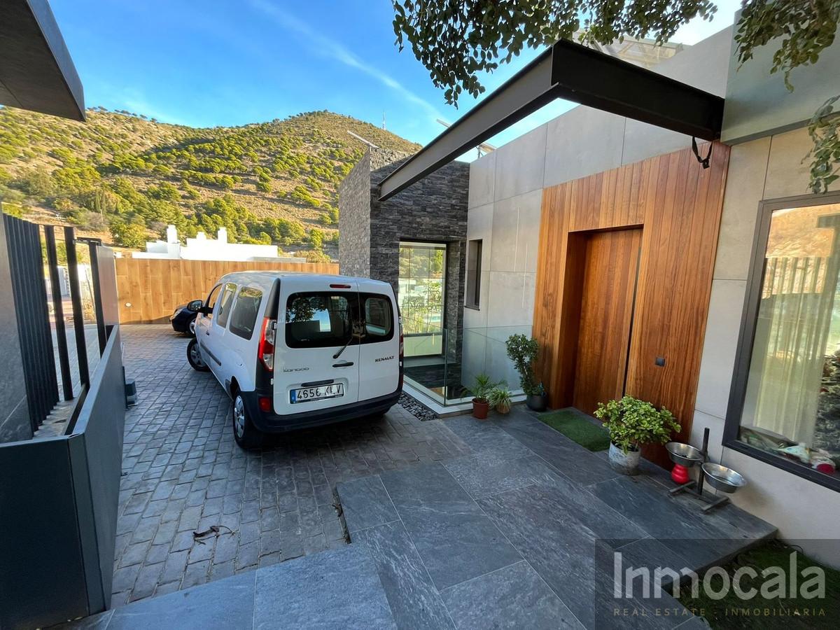 For sale of villa in Mijas