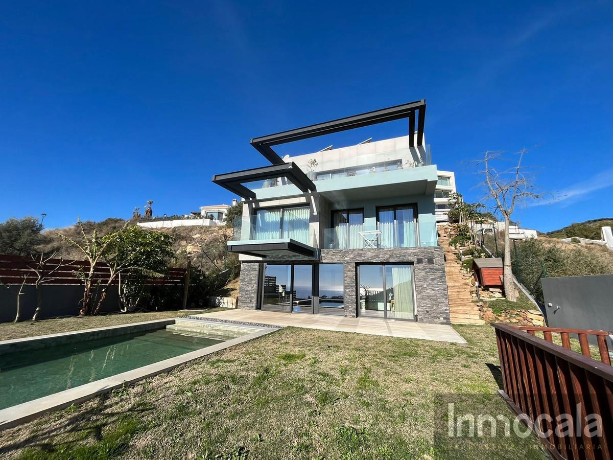 For sale of villa in Mijas