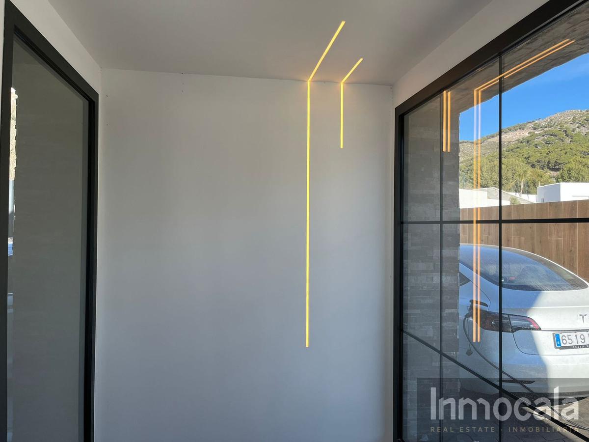 For sale of villa in Mijas