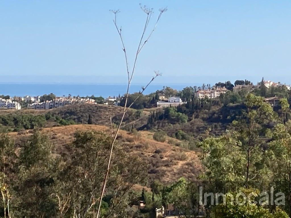 For sale of land in Mijas