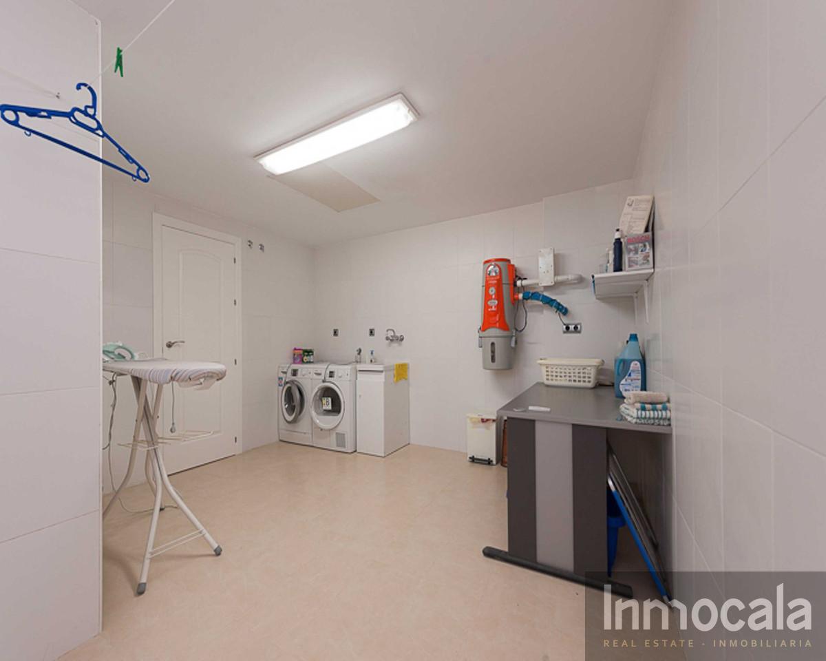 For sale of villa in Mijas