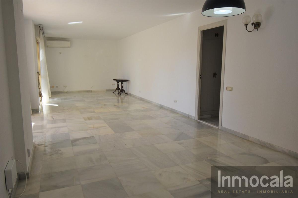 For sale of apartment in Fuengirola