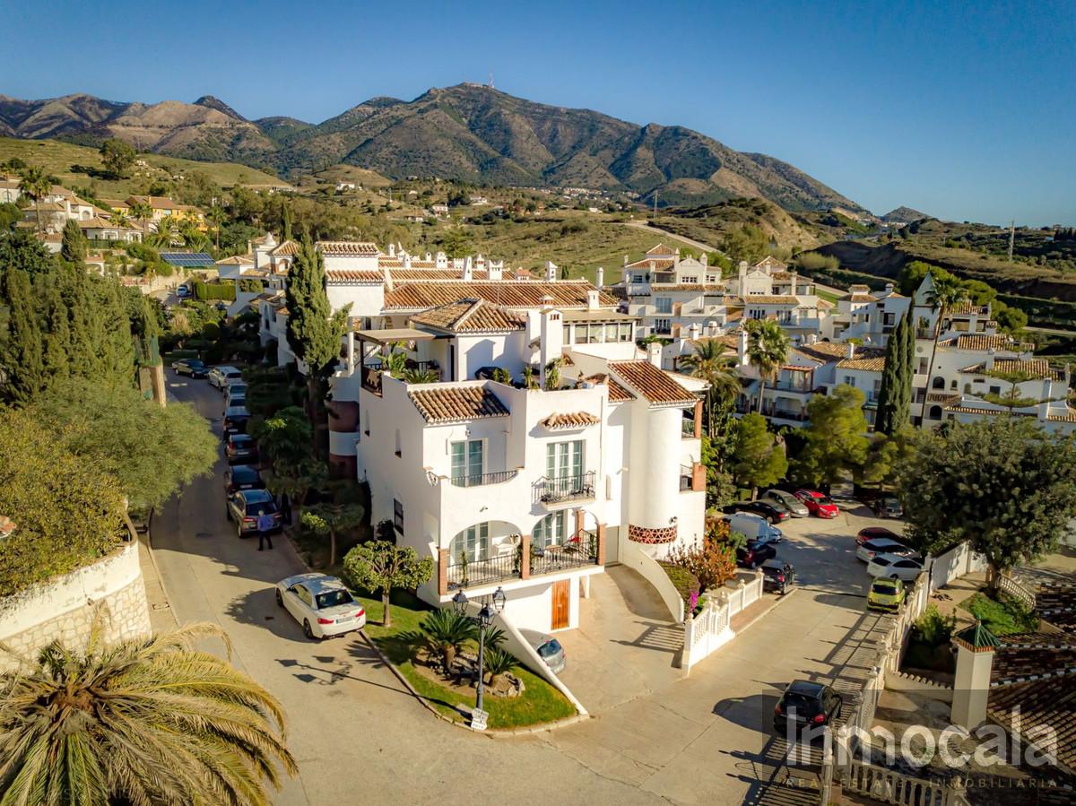 For sale of villa in Mijas