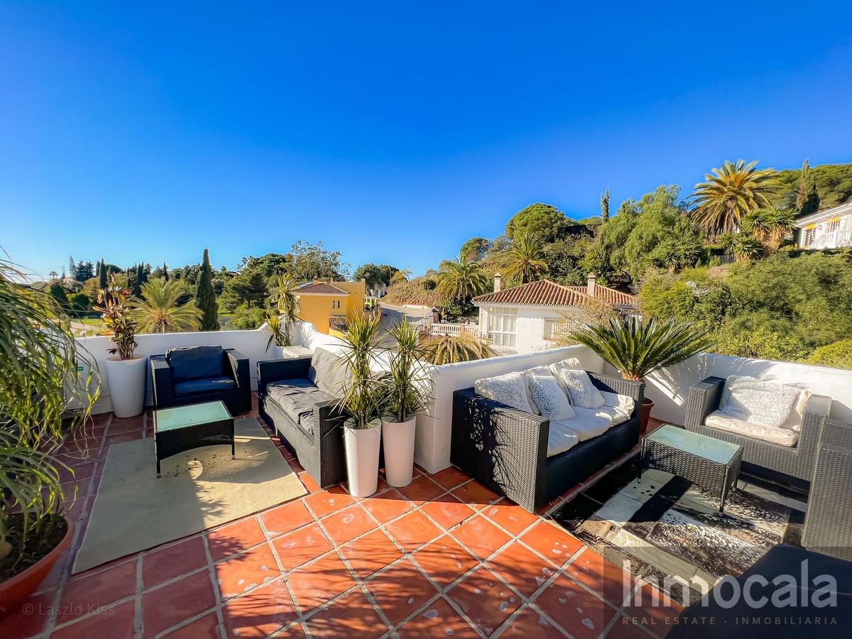 For sale of villa in Mijas