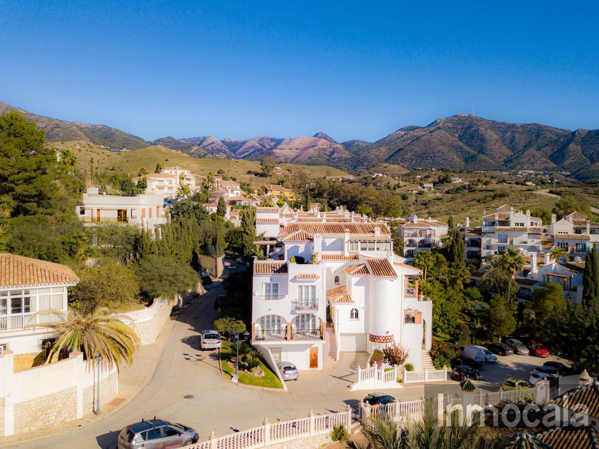 For sale of villa in Mijas