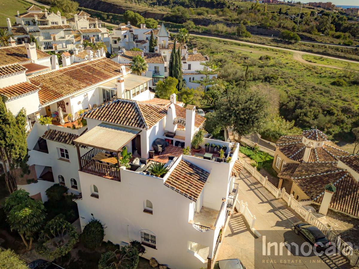For sale of villa in Mijas