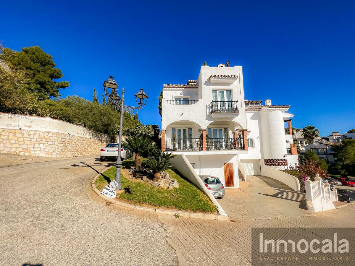 For sale of villa in Mijas