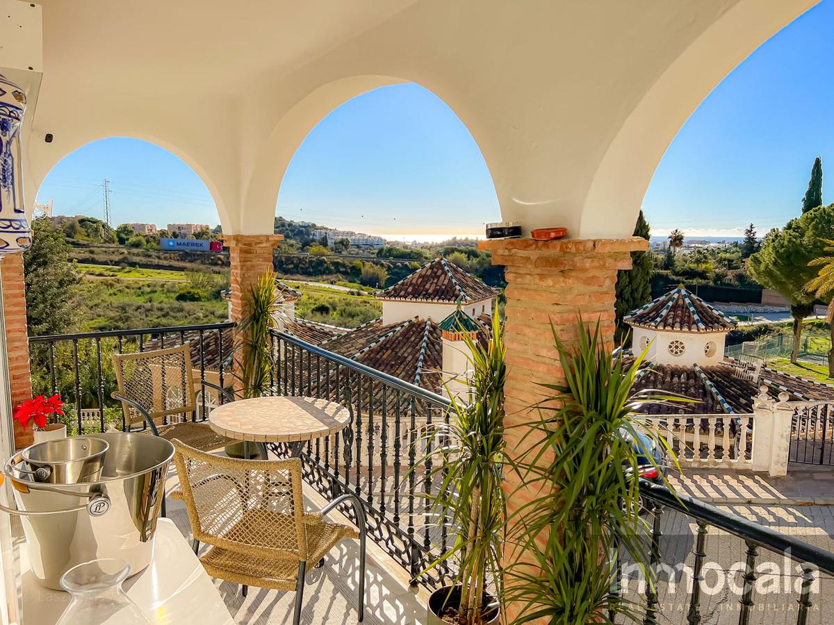 For sale of villa in Mijas