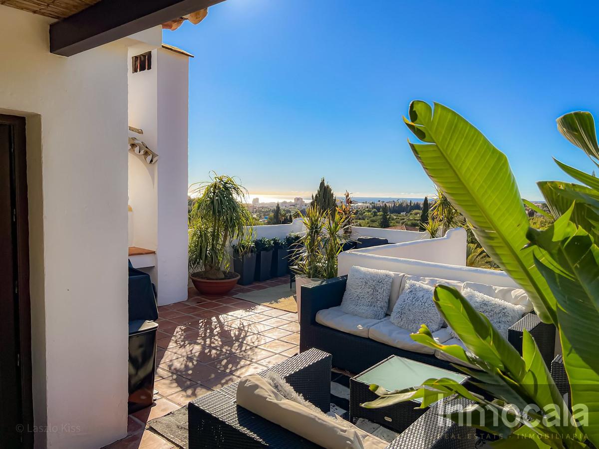 For sale of villa in Mijas