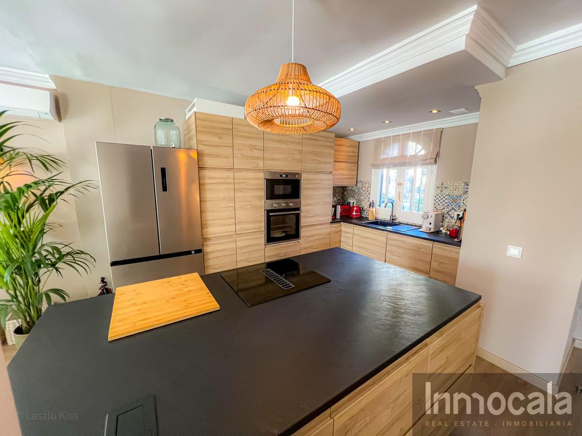 For sale of villa in Mijas