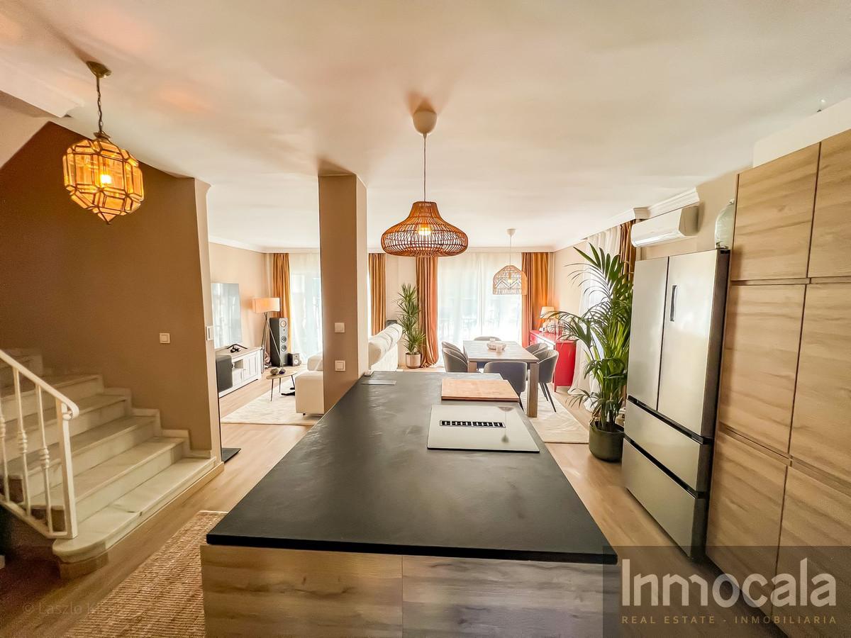 For sale of villa in Mijas