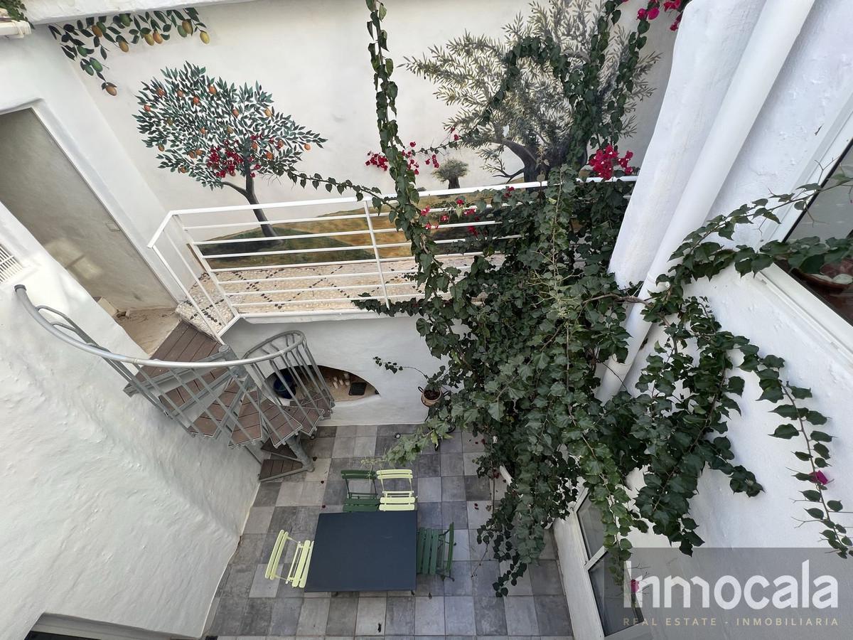 For sale of villa in Mijas