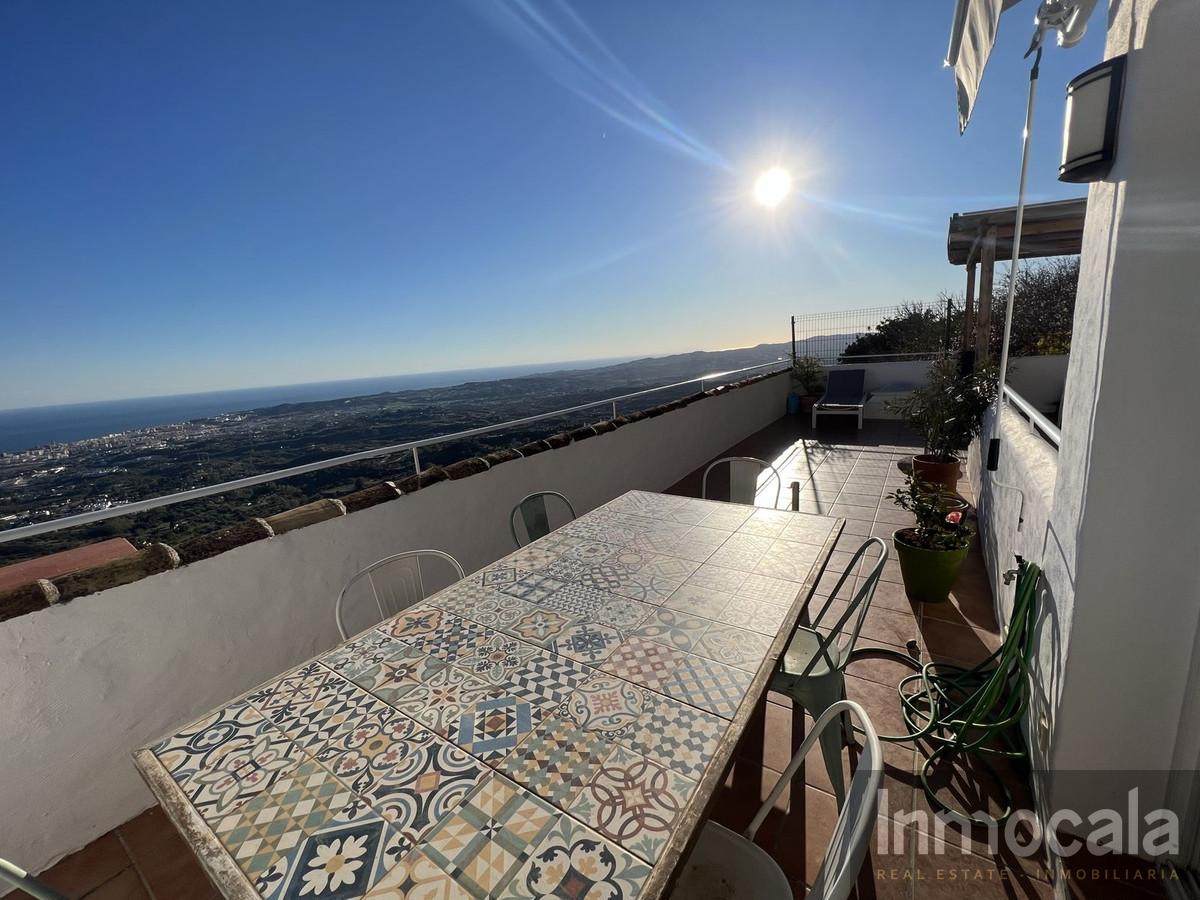 For sale of villa in Mijas