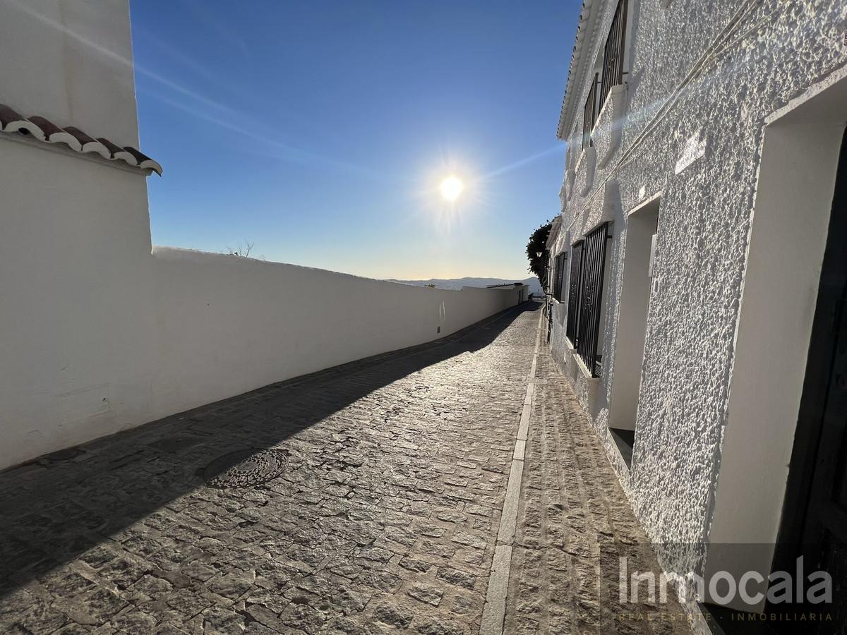 For sale of villa in Mijas