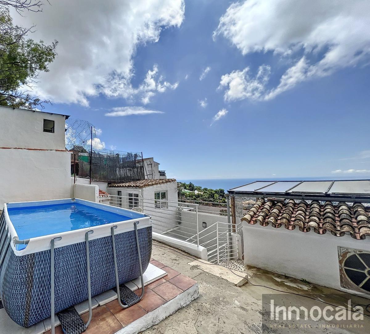 For sale of villa in Mijas