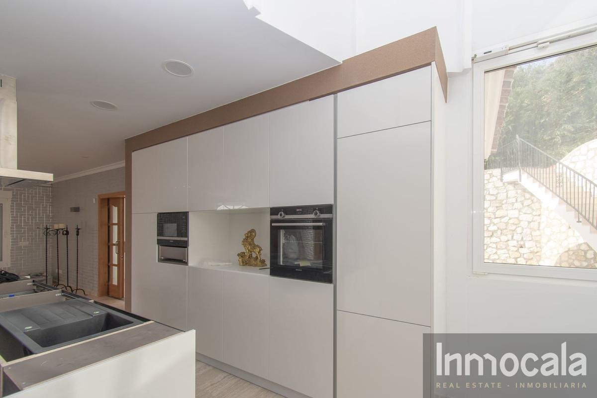 For sale of villa in Mijas