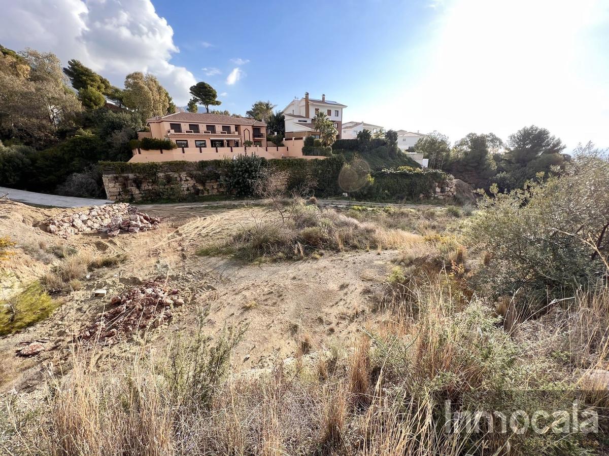 For sale of land in Mijas