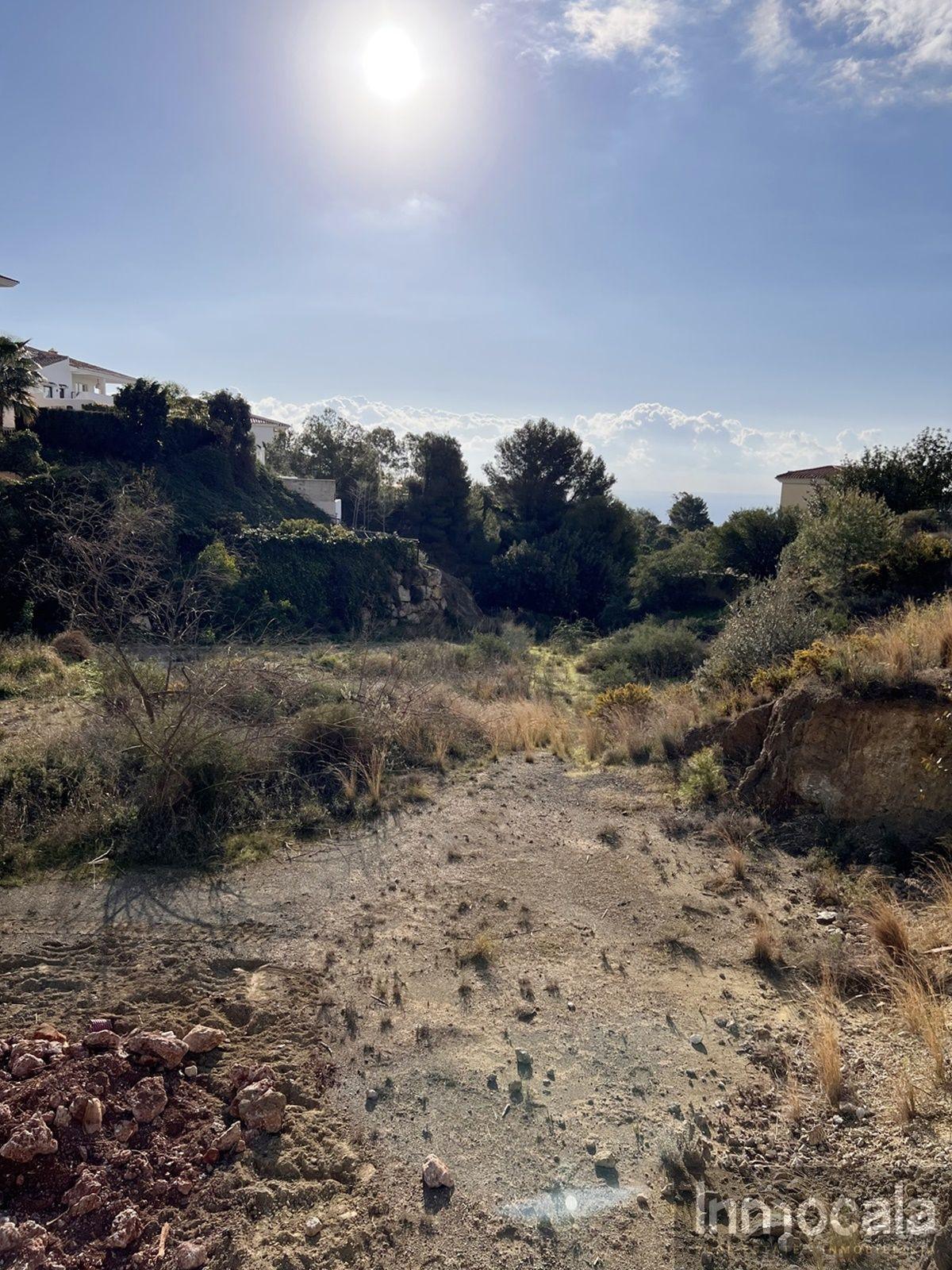 For sale of land in Mijas