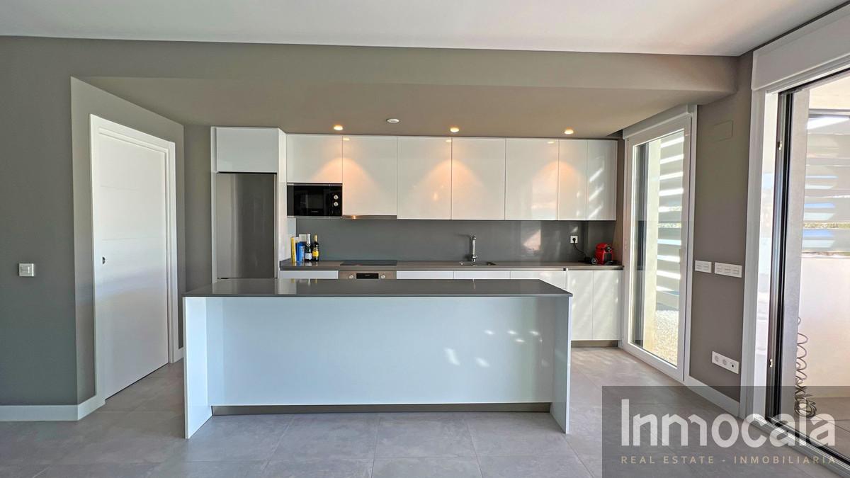 For sale of apartment in La Cala de Mijas