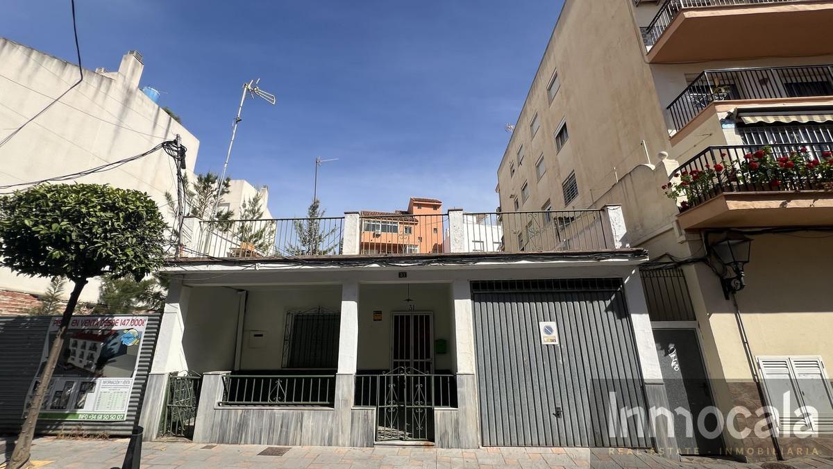 For sale of villa in Fuengirola