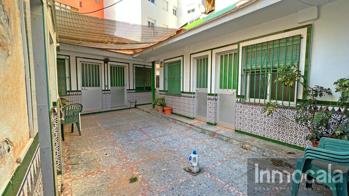 For sale of villa in Fuengirola