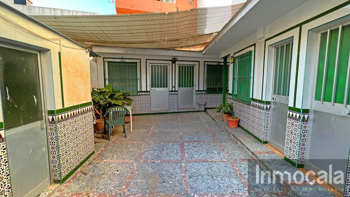 For sale of villa in Fuengirola