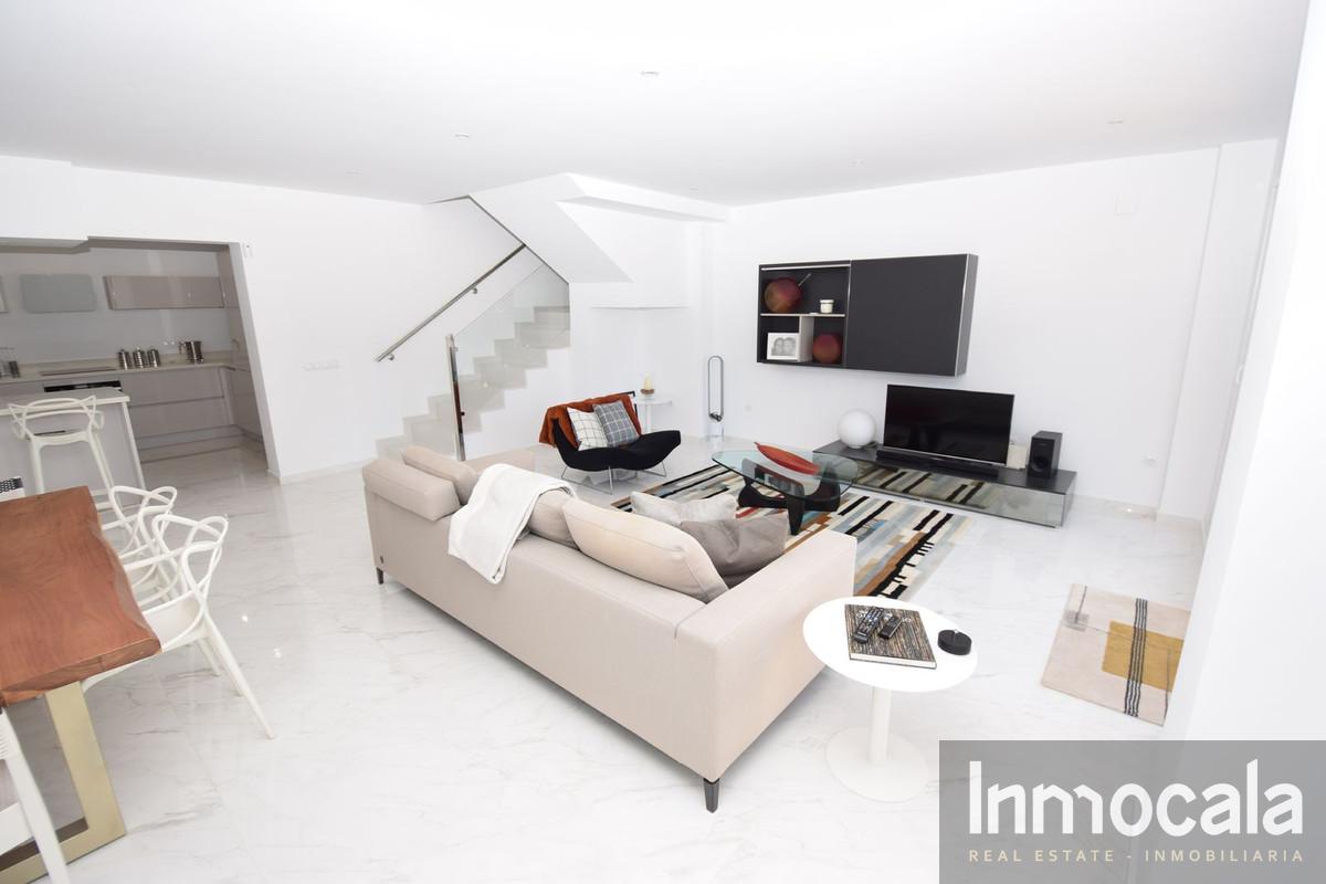 For sale of villa in La Cala de Mijas