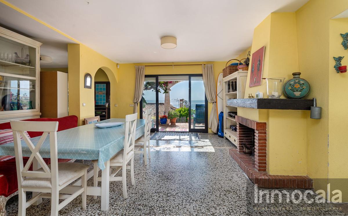 For sale of villa in Mijas Costa