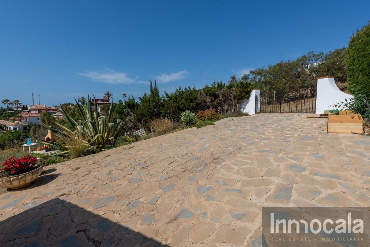 For sale of villa in Mijas Costa