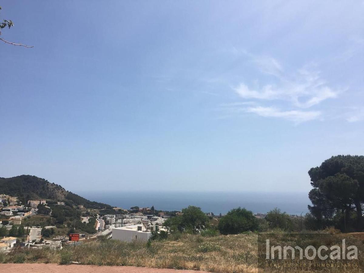 For sale of land in Mijas