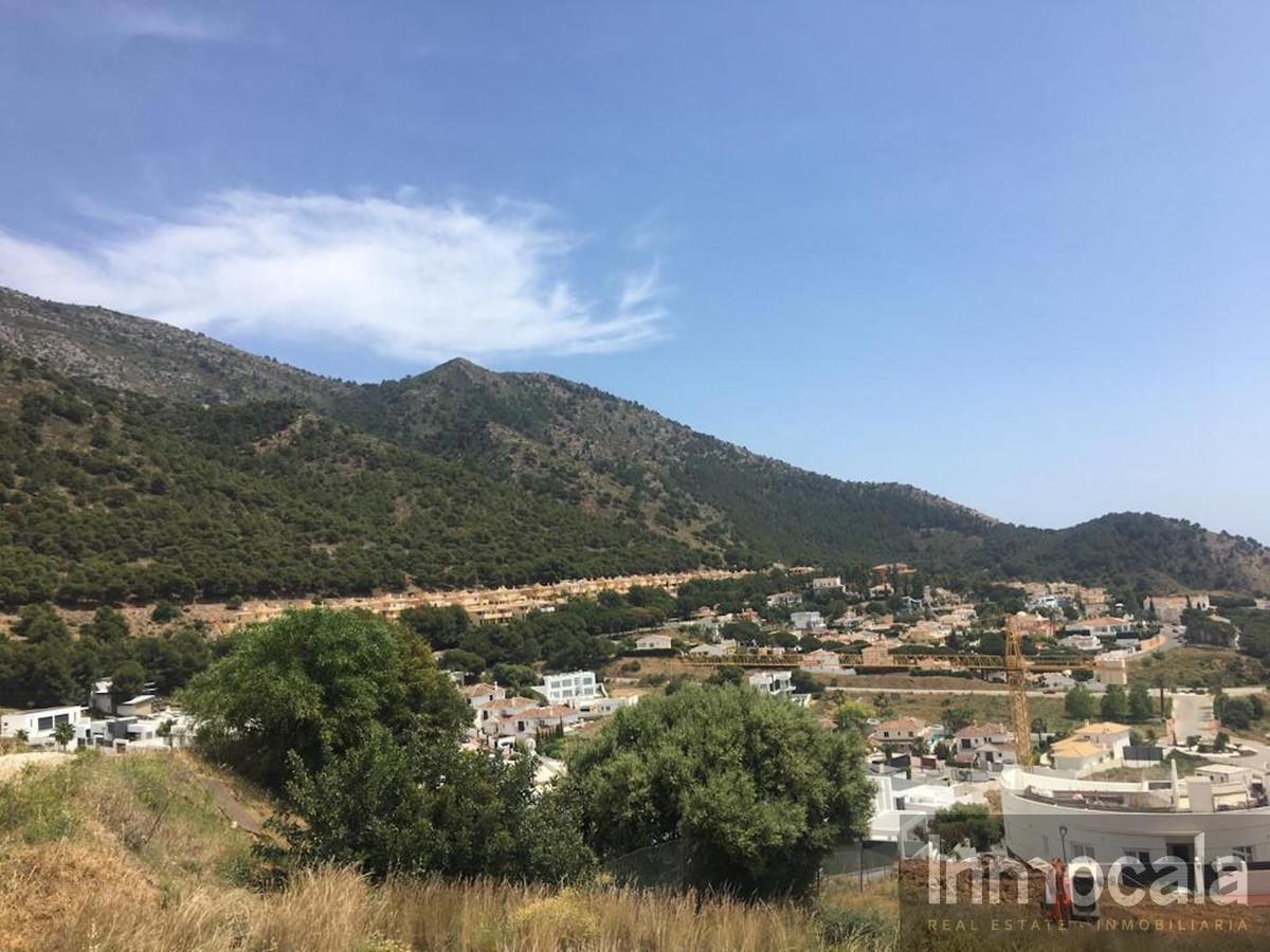 For sale of land in Mijas