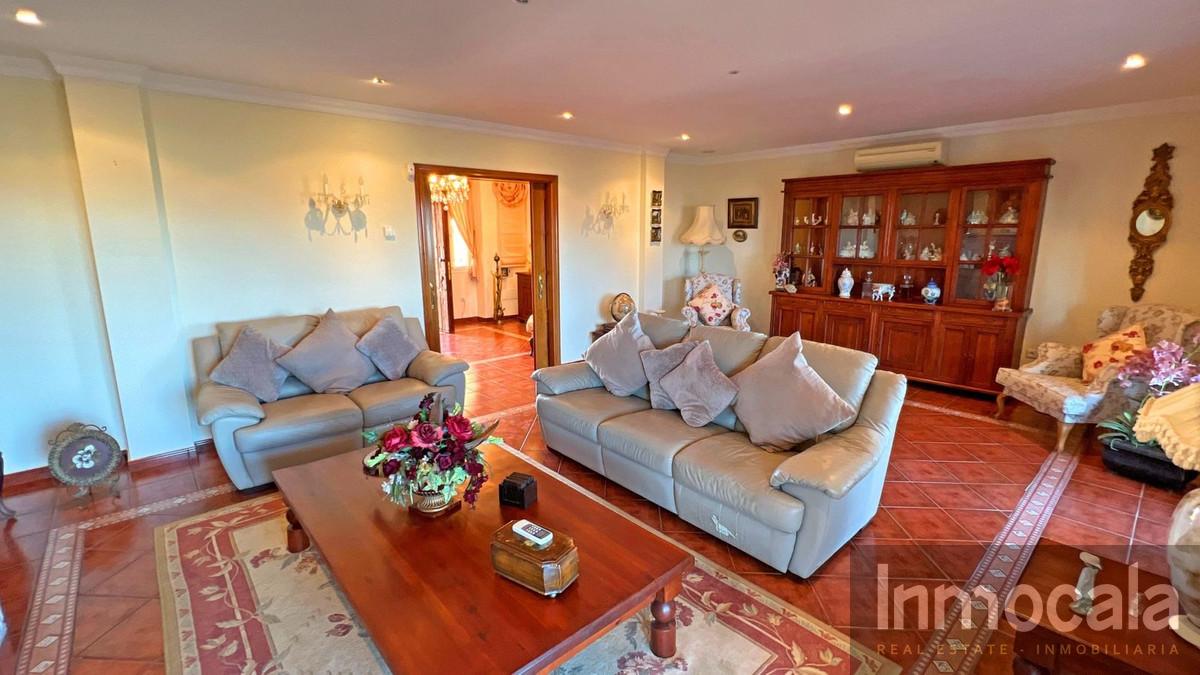 Venta de villa en La Cala de Mijas