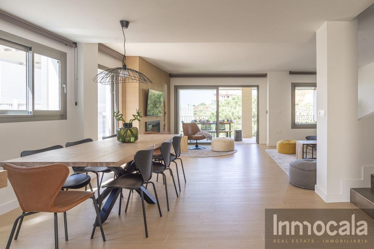 For sale of villa in Mijas