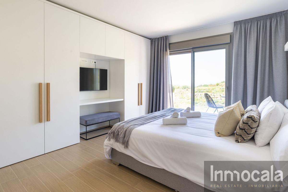 For sale of villa in Mijas