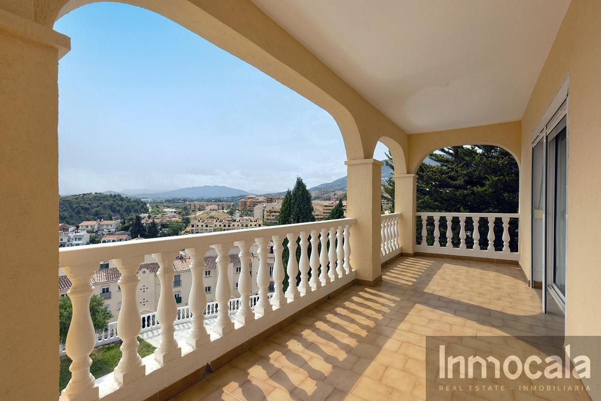 For sale of villa in Fuengirola